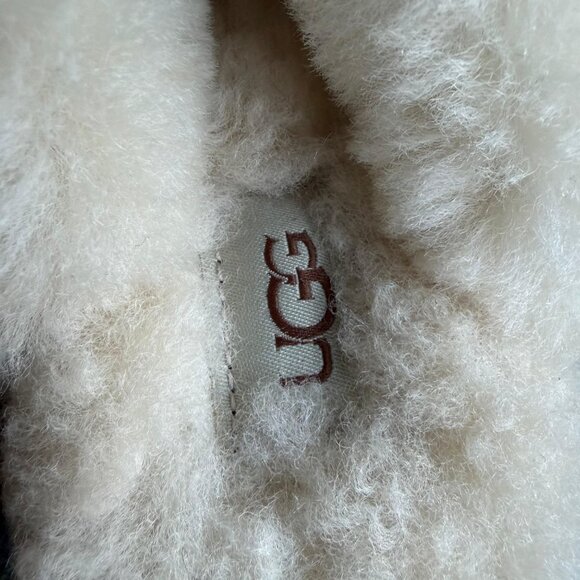 UGG Women's Disquette Slip On Shoes Chestnut Women’s 6 NWOB - Picture 13 of 13